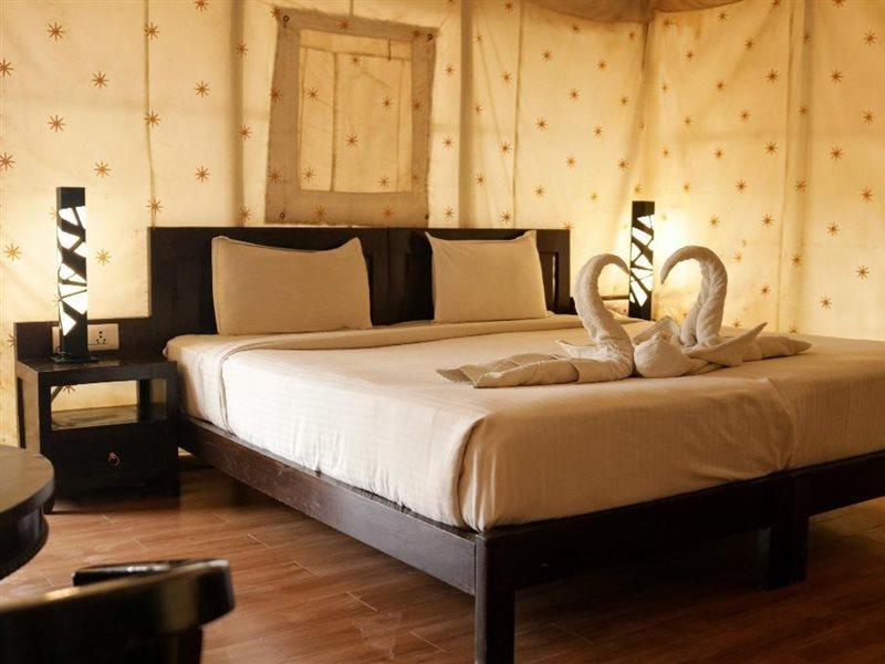 เดเสิร์ท สปริงส์ รีสอร์ต Hotel ไจซัลเมอร์ ภายนอก รูปภาพ