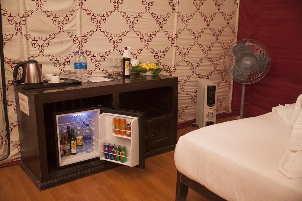 เดเสิร์ท สปริงส์ รีสอร์ต Hotel ไจซัลเมอร์ ภายนอก รูปภาพ